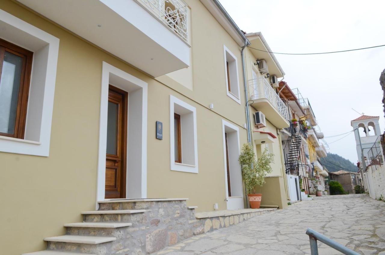 Roloi Suites Nafpaktos Exterior foto